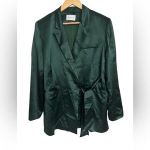 Lattelier Silky Tie-Waist Blazer in Dark Green - Size Medium